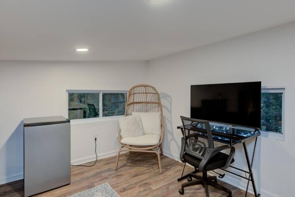 Вилла 2 Bed 1 Bath-Sleeps 5 To 6 Near Rrg Large Deck Beattyville Экстерьер фото