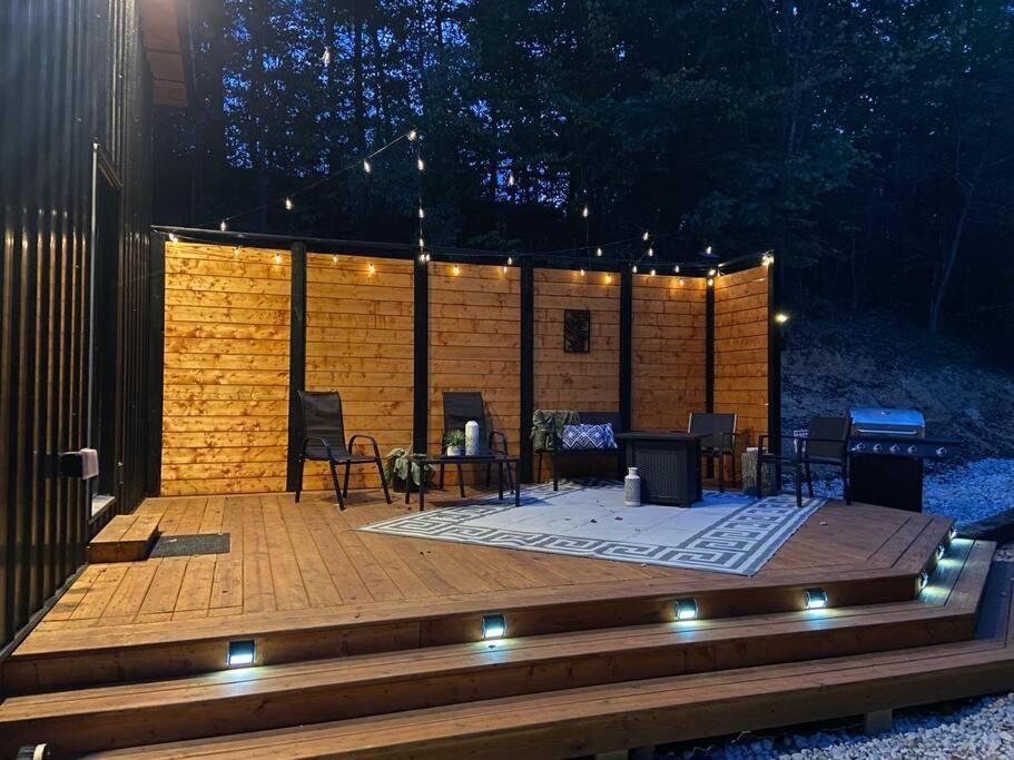 Вилла 2 Bed 1 Bath-Sleeps 5 To 6 Near Rrg Large Deck Beattyville Экстерьер фото
